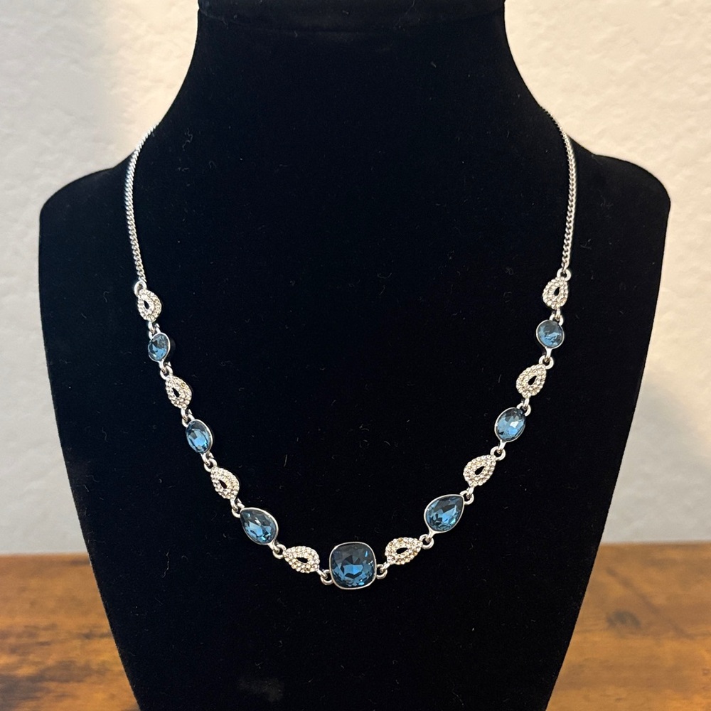 Elegant Silver and Blue Necklace